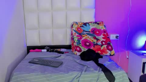 Ana online show from May 27, 1:57 am