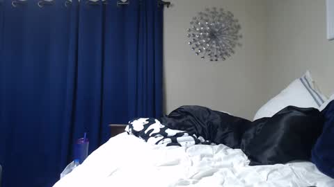 Alanna Rack online show from November 3, 12:03 am