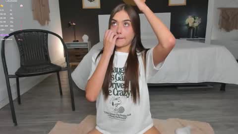 Alanna Cute Russell online show from November 6, 7:53 pm