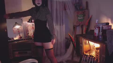 Snapshot of alaskagrace chatting on October 18, 4:48 am Alaska Grace online show from October 18, 4:48 am