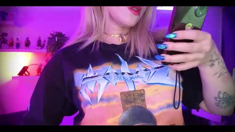 albaandthayron online show from March 7, 12:12 pm