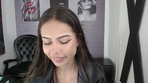 Alice in wonderland online show from November 8, 12:21 pm