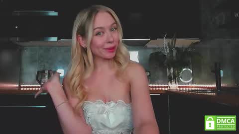 aleksa_cutie online show from January 10, 1:49 pm