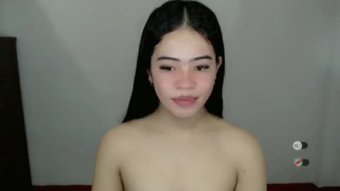 Snapshot of alesha_vibe_me chatting on February 9, 5:50 am alesha_vibe_me online show from February 9, 5:50 am