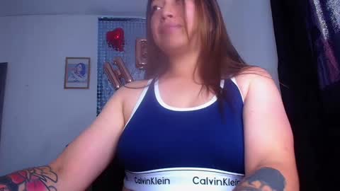 Snapshot of aleska_dollx chatting on January 25, 8:00 pm QUEEN OFF MILk IM BACK 15 NOV online show from January 25, 8:00 pm