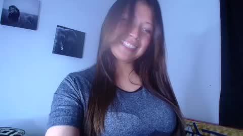 Snapshot of aleska_dollx chatting on December 28, 12:04 am QUEEN OFF MILk IM BACK 15 NOV online show from December 28, 12:04 am