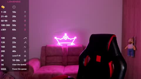 Snapshot of alessandramoreli chatting on September 22, 1:37 am AlessandraMoreli Its my birthday online show from September 22, 1:37 am