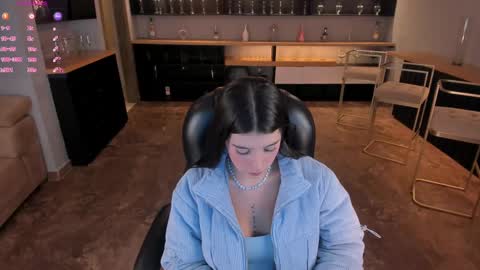 Snapshot of alessiacorleone_ chatting on March 5, 10:12 pm Alessia online show from March 5, 10:12 pm