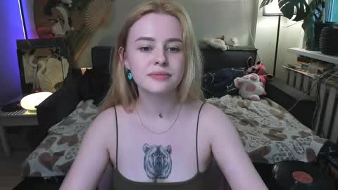 alexa_pirs online show from May 9, 3:58 pm