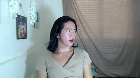 Snapshot of alexa_smith07 chatting on October 12, 2:14 am alexa_smith07 online show from October 12, 2:14 am