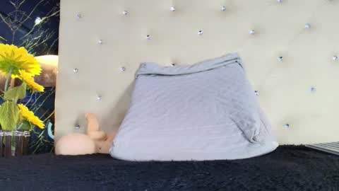 Alexa Smith  online show from September 12, 8:34 am