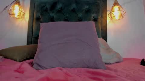    online show from October 29, 8:55 pm