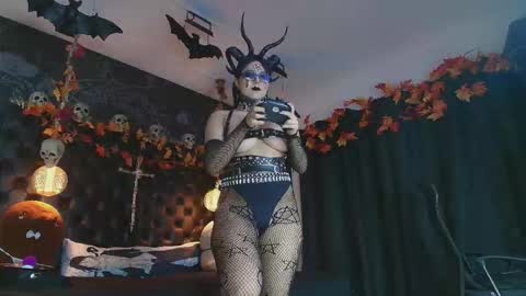 Alex online show from October 29, 6:43 pm