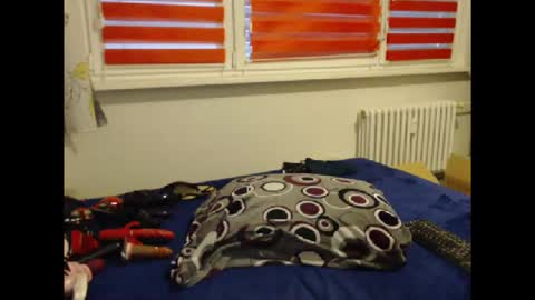 alexie33 online show from December 5, 10:27 am