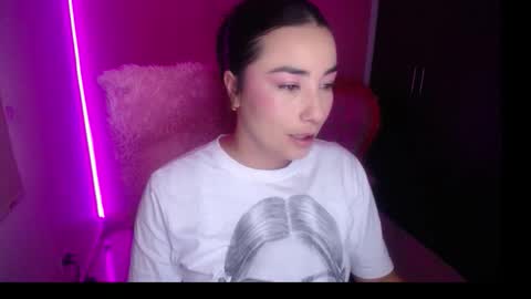 alexxa_1111 online show from September 21, 3:27 am