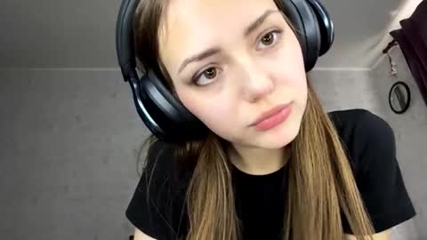 Snapshot of alfrediamordino chatting on October 9, 8:51 am Alice online show from October 9, 8:51 am