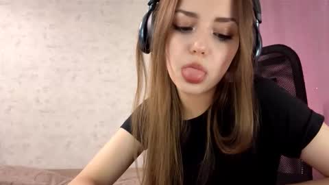 Snapshot of alfrediamordino chatting on October 17, 12:41 pm Alice online show from October 17, 12:41 pm