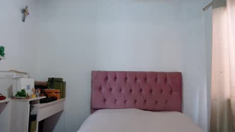 Alia  online show from October 27, 12:33 pm