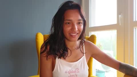 A R Y A  T I A online show from September 12, 5:08 am