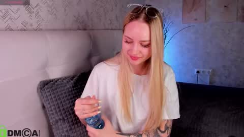 Alice online show from October 29, 10:56 pm