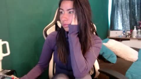 Alice online show from February 27, 6:41 pm