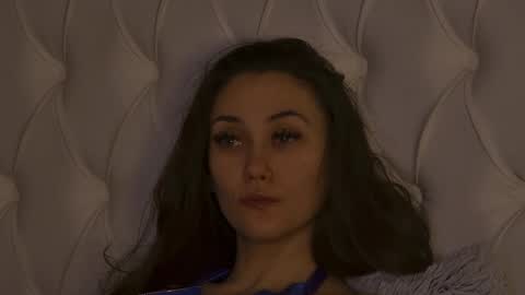 AliceMunro online show from April 15, 8:09 pm