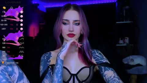 Alice online show from November 26, 7:04 pm