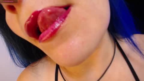 Alice online show from October 14, 7:27 pm