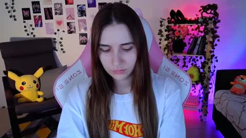 alicecharmy online show from December 4, 12:03 pm