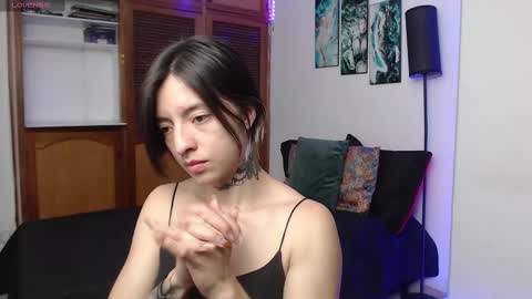 alicee_logan_ online show from September 28, 2:18 am