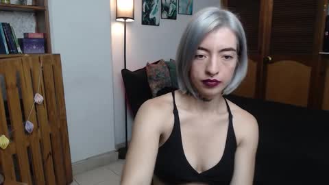 alicee_logan_ online show from February 19, 3:17 am