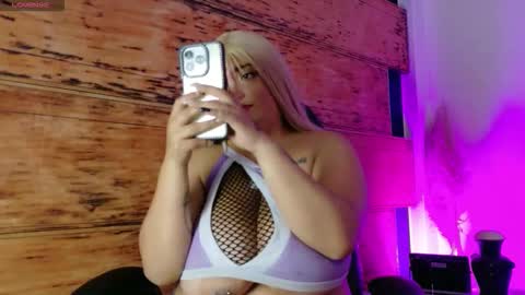 alicee_stone_ online show from November 14, 8:09 pm