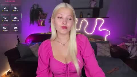 Alice online show from September 19, 11:53 am