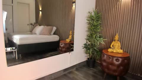 Alice  online show from February 17, 4:12 am