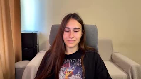 Snapshot of alicekollt chatting on September 23, 9:29 am alicekollt online show from September 23, 9:29 am