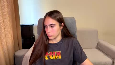 Snapshot of alicekollt chatting on September 27, 2:13 pm alicekollt online show from September 27, 2:13 pm