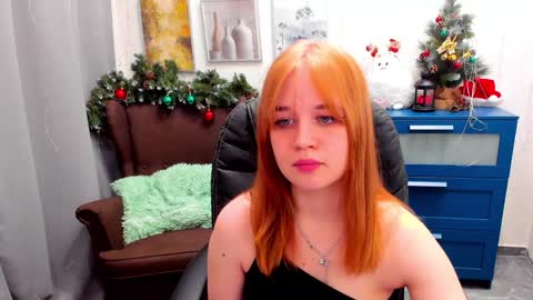Snapshot of alicepopsy chatting on January 2, 8:46 pm Alice online show from January 2, 8:46 pm