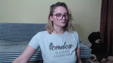 Alice online show from February 28, 5:04 pm