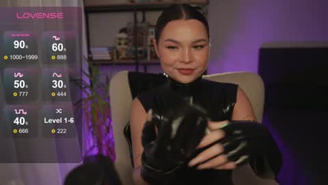 Alice online show from December 14, 3:28 am