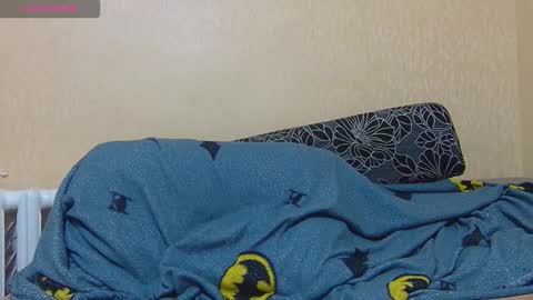 Snapshot of alicewoolfy chatting on October 4, 8:57 pm AliceWoolfy online show from October 4, 8:57 pm