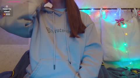 Snapshot of alicewoolfy chatting on January 5, 9:14 pm AliceWoolfy online show from January 5, 9:14 pm