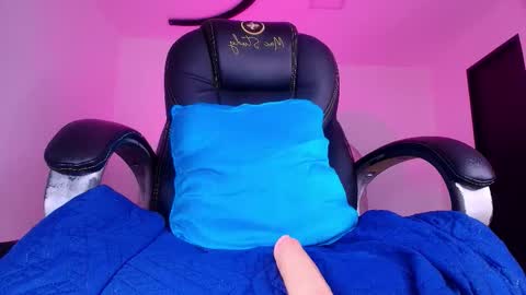 Alicia Kyse  online show from February 13, 3:30 am