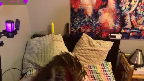 Ali Jones online show from March 3, 12:23 am