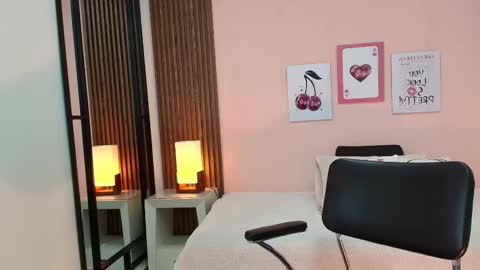 Alina online show from January 17, 1:07 pm