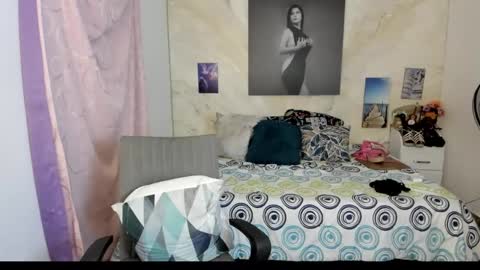 alinabozz1 online show from March 20, 5:12 am