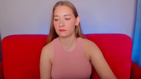 Snapshot of alinawise chatting on October 7, 1:32 am alinawise online show from October 7, 1:32 am