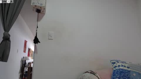  Ali  online show from February 13, 9:16 pm