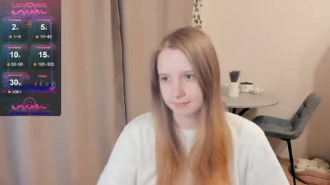 Snapshot of alisha_ley chatting on September 21, 5:00 pm Alya online show from September 21, 5:00 pm