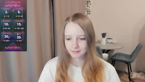 Snapshot of alisha_ley chatting on October 2, 12:04 am Alya online show from October 2, 12:04 am