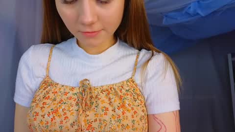 Alisia online show from January 10, 6:53 am